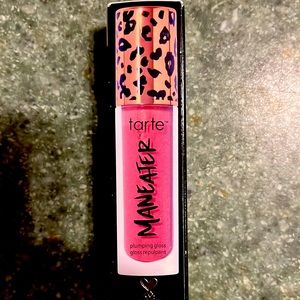 Tarte cosmetics Maneater new in box plumping gloss! Beautiful color !